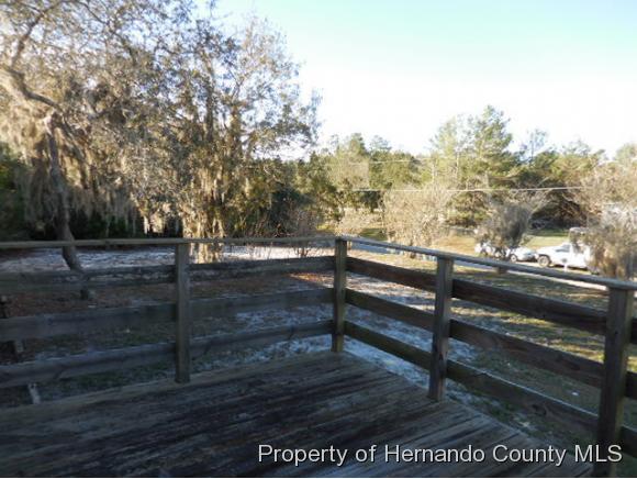 7052 DOUGLAS CV, Weeki Wachee, FL 34613