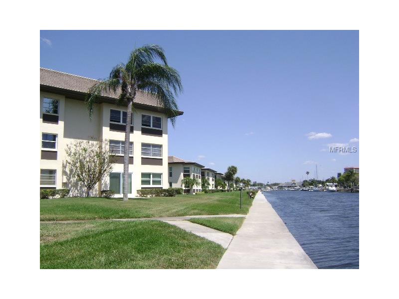 4678 MARINE PARKWAY, New Port Richey, FL 34652