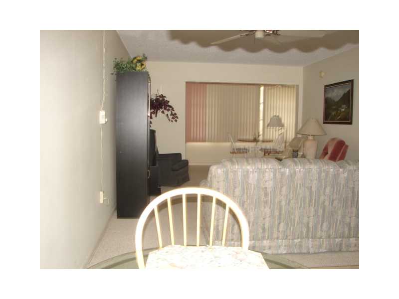 4849 Onyx Ln #202, New Port Richey, FL 34652