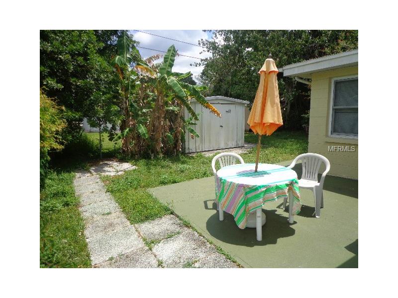 6614 MANOR BEACH ROAD, New Port Richey, FL 34652