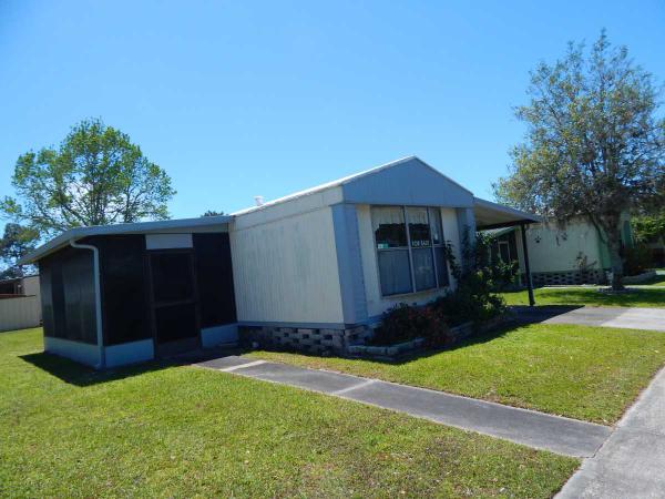 Orangewood Lakes Mobile Home Community7854 Orangewood Lakes RdNew Port Richey, FL 34653
