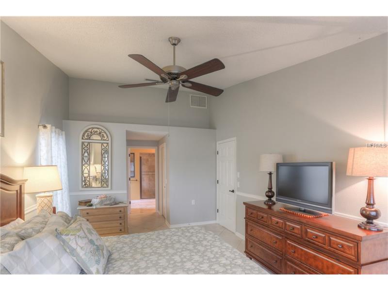 9325 SUMMERBREEZE TERRACE, New Port Richey, FL 34655