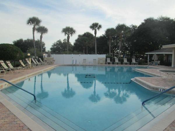 Country Place10824 Central Park AveNew Port Richey, FL 34655