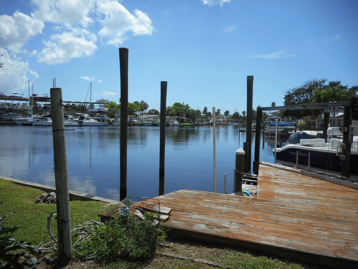 6636 Harbor Dr., Hudson, FL 34667