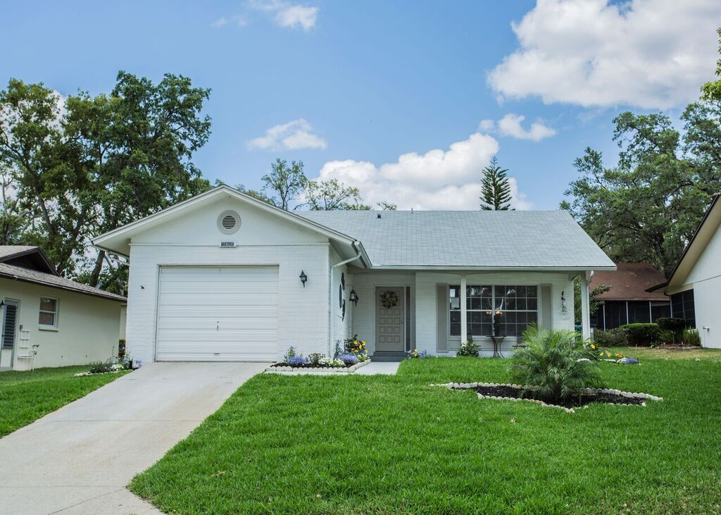 10620 Salamanca Dr., Port Richey, FL 34668