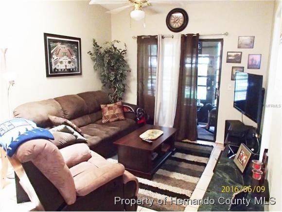 8224 Leafy Ct, Port Richey, FL 34668