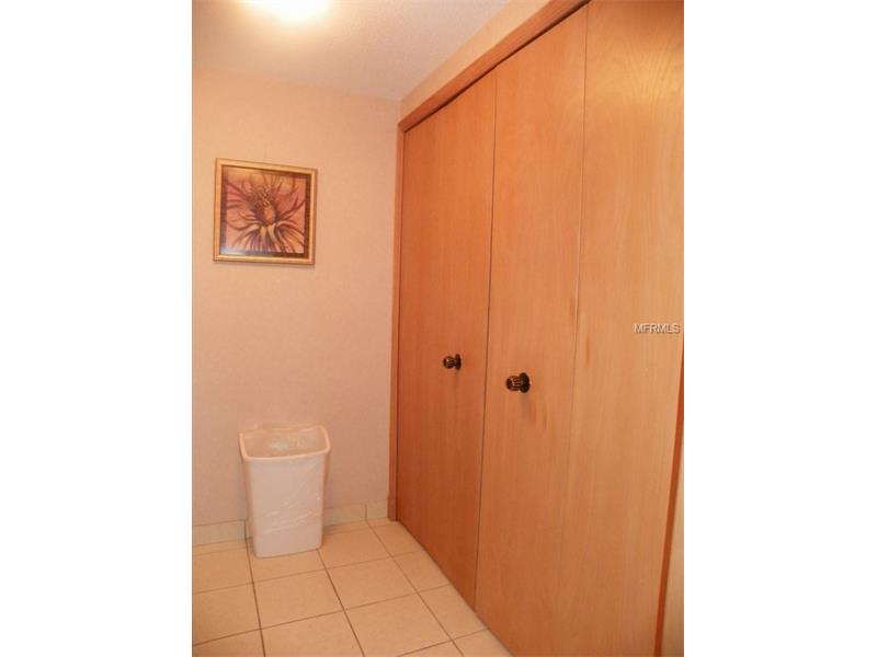 36750 US HIGHWAY 19 N, Palm Harbor, FL 34684