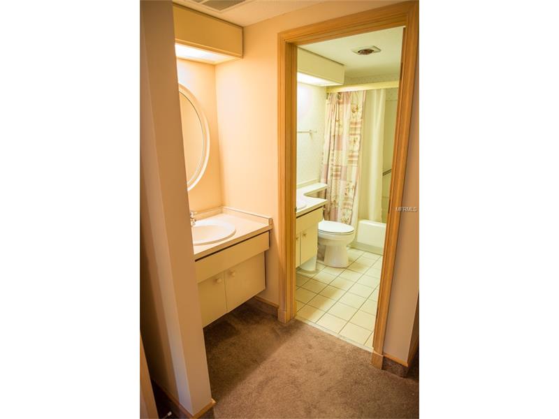 36750 US HIGHWAY 19 N, Palm Harbor, FL 34684