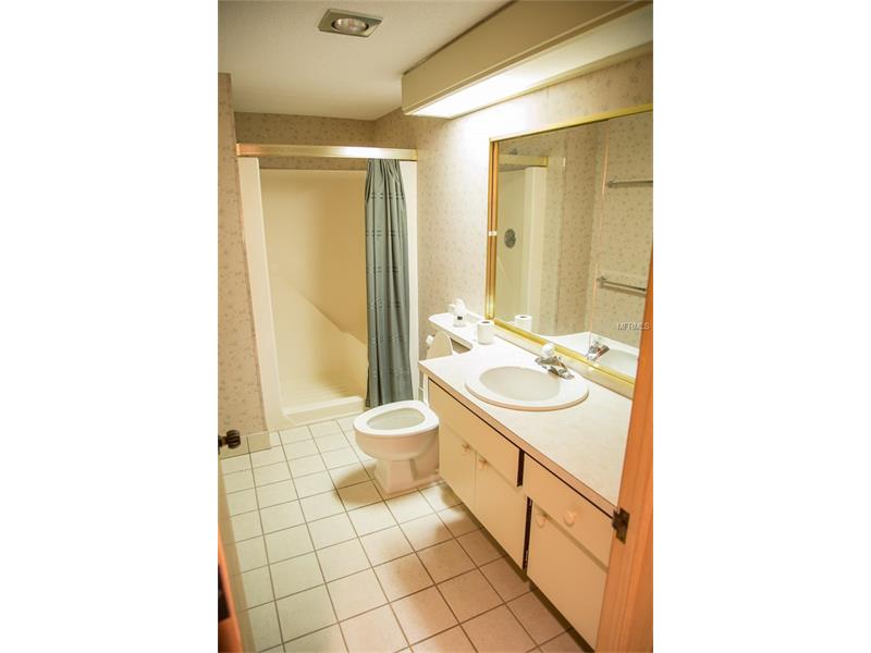 36750 US HIGHWAY 19 N, Palm Harbor, FL 34684