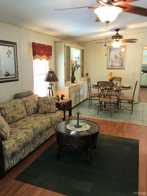 Tarpon Glen838 Egrets LaneTarpon Springs, FL 34689