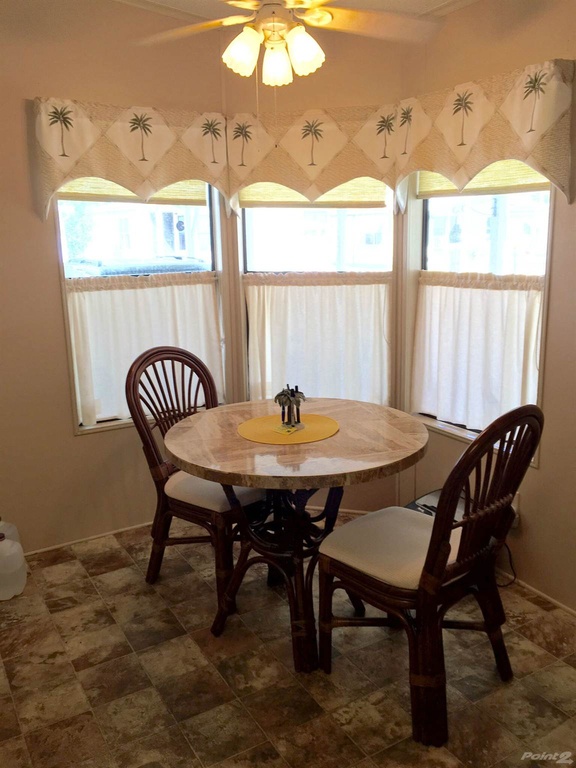 Tarpon Glen838 Egrets LaneTarpon Springs, FL 34689
