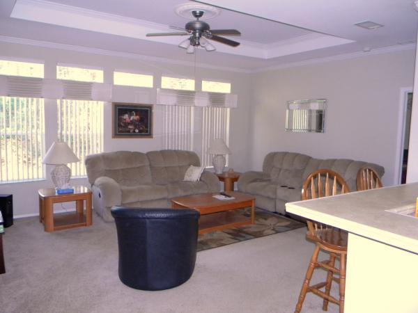 The Meadows353 Cary LaneTarpon Springs, FL 34689