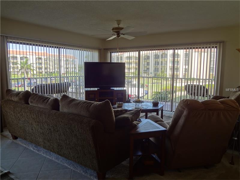 128 MARINER DRIVE, Tarpon Springs, FL 34689