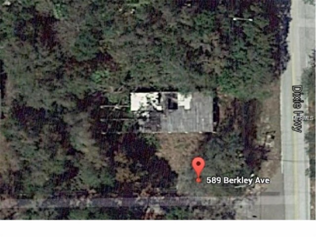 589 BERKLEY AVENUE, Tarpon Springs, FL 34689
