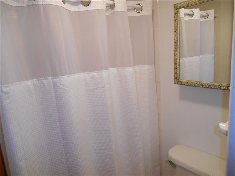 1250 S PINELLAS AVENUE, Tarpon Springs, FL 34689