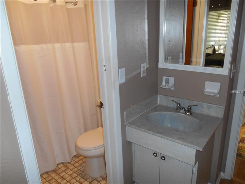1250 S PINELLAS AVENUE, Tarpon Springs, FL 34689