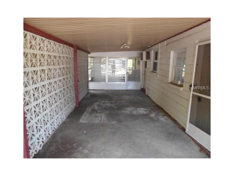 823 LINCOLN AVENUE, Tarpon Springs, FL 34689
