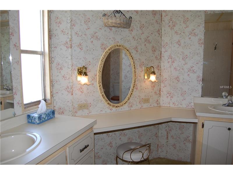 39820 US HIGHWAY 19 N, Tarpon Springs, FL 34689