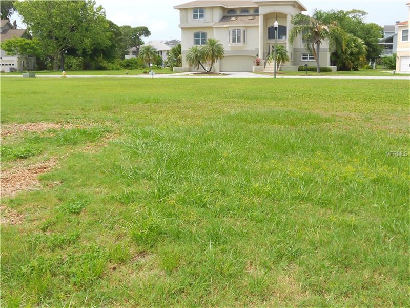SANDPIPER POINTE COURT, Tarpon Springs, FL 34689