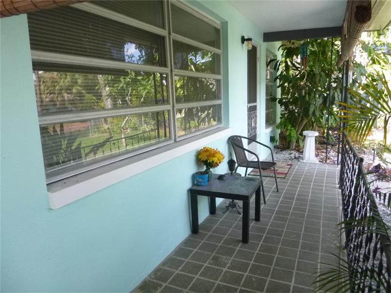 528 E CENTER STREET, Tarpon Springs, FL 34689