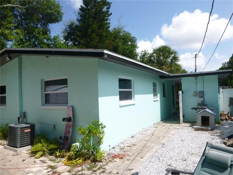 528 E CENTER STREET, Tarpon Springs, FL 34689
