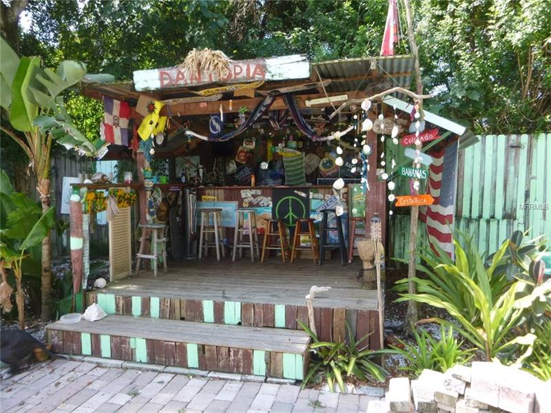 528 E CENTER STREET, Tarpon Springs, FL 34689