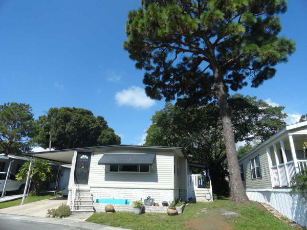 Bay's End Manor3432 S.R. 580Safety Harbor, FL 34695