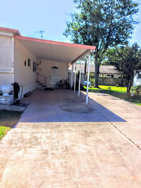 Lone Pine Ridge Mobile Home Park36 Sophie Ave.Dunedin, FL 34698