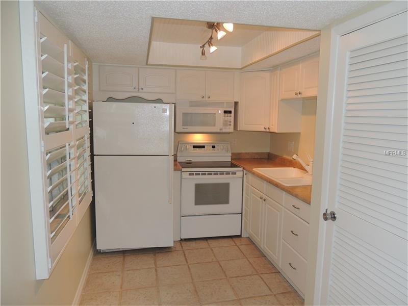 946 VIRGINIA STREET, Dunedin, FL 34698