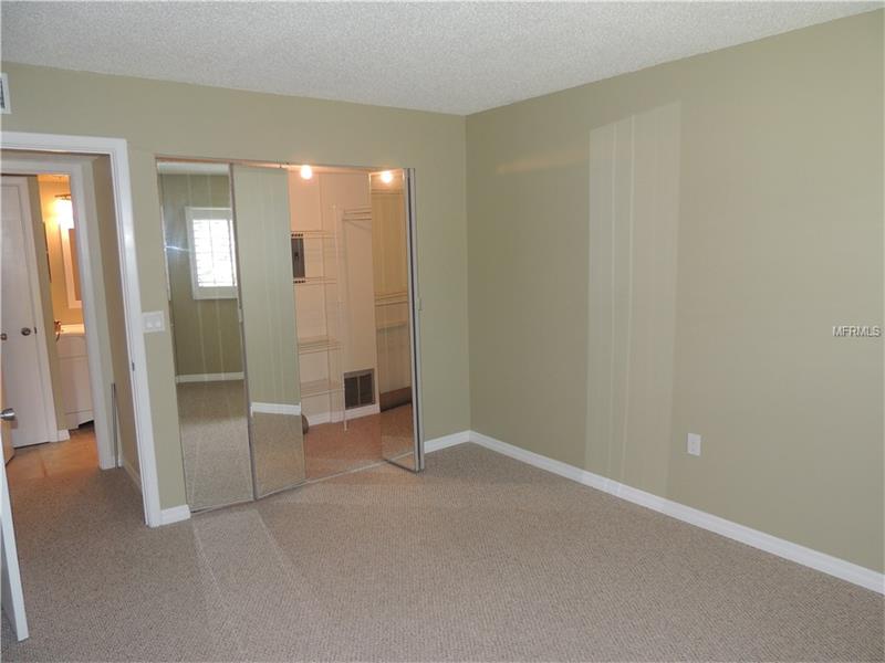 946 VIRGINIA STREET, Dunedin, FL 34698