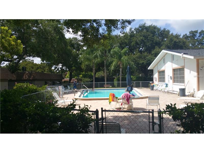 200 GLENNES LANE, Dunedin, FL 34698