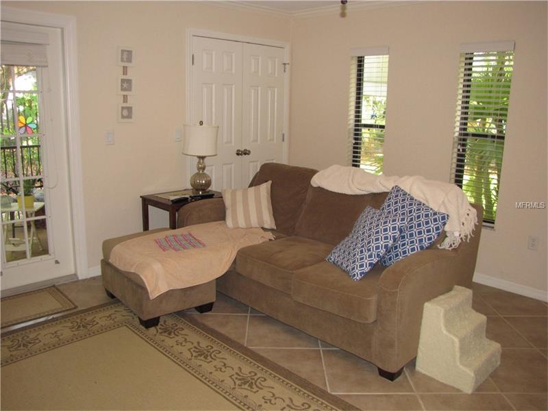 712 LYNDHURST STREET, Dunedin, FL 34698