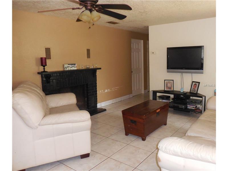 209 E PEARL STREET, Minneola, FL 34715