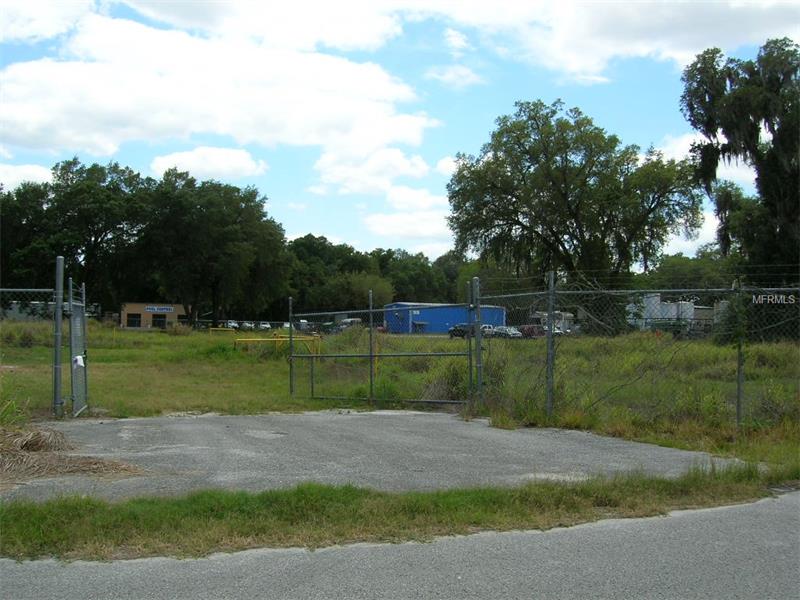 2405 N US HWY 441, Fruitland Park, FL 34731