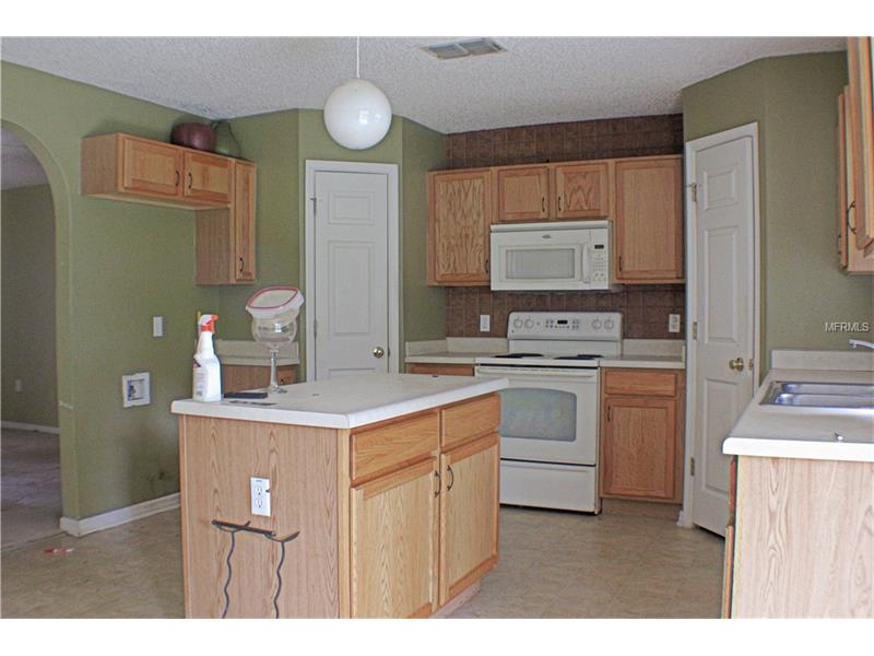1046 OSPREY COVE CIRCLE, Groveland, FL 34736