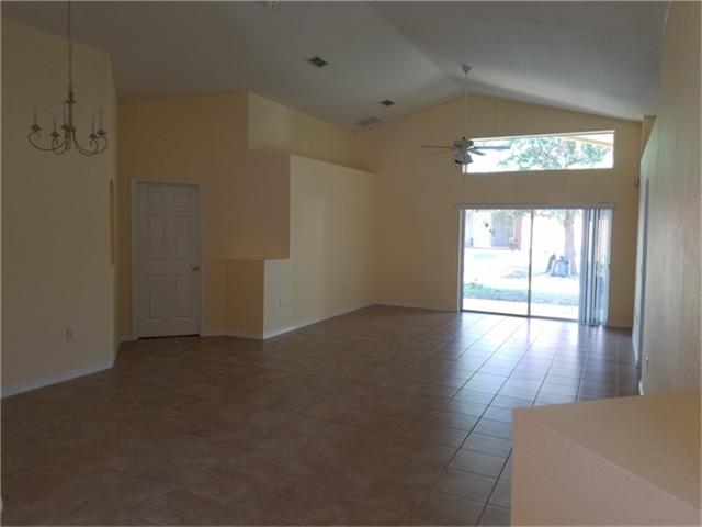 3036 Rob Way, Kissimmee, FL 34743
