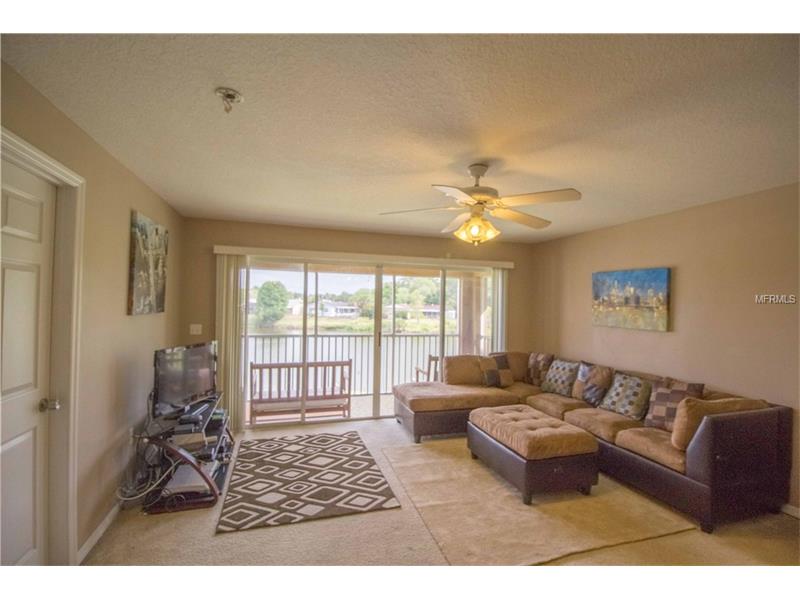 2698 EMERALD LAKE COURT, Kissimmee, FL 34744