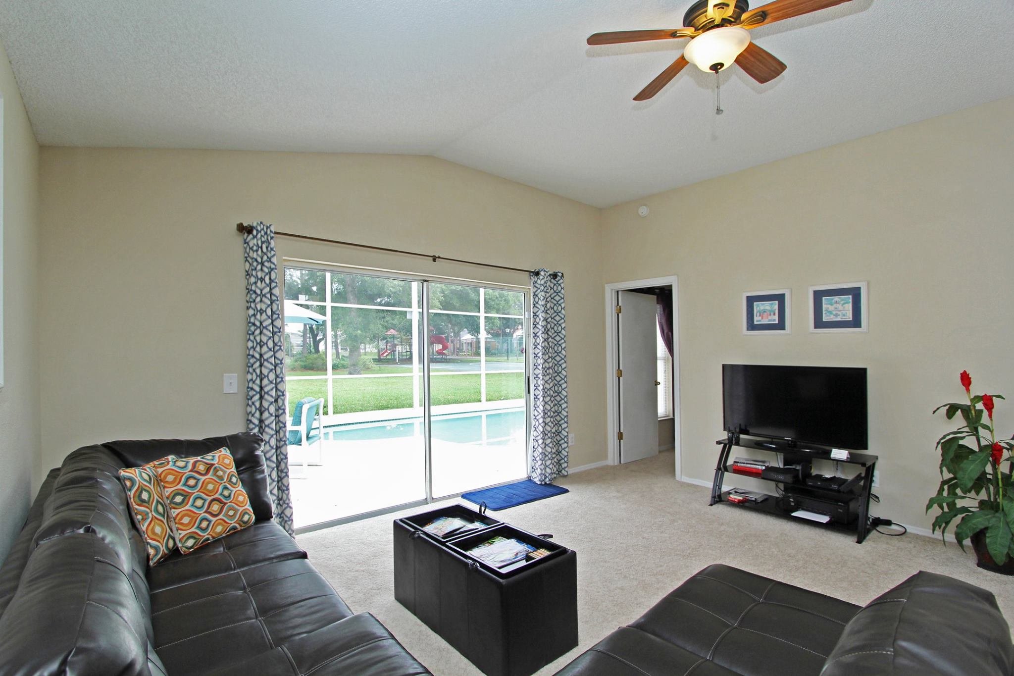 4966 Park Forest Loop, Kissimmee, FL 34746