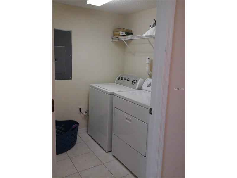 8525 CRYSTAL COVE LOOP, Kissimmee, FL 34747