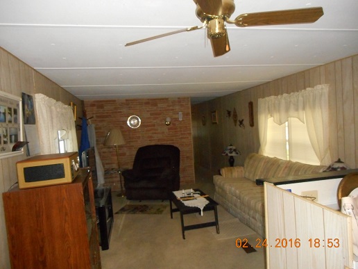 Lake Griffin Mobile Home Park 233 Rogers Rd.Leesburg, FL 34748