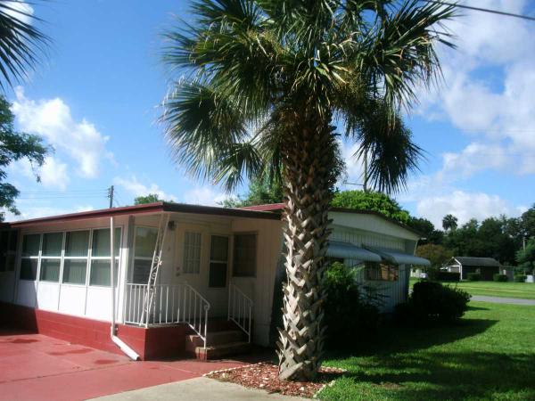 Leesburg Lakeshore Mobile Home Park2686 MAIN STREETLeesburg, FL 34748
