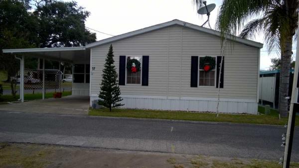 Leesburg Lakeshore Mobile Home Park1208 N Lee Street #57Leesburg, FL 34748
