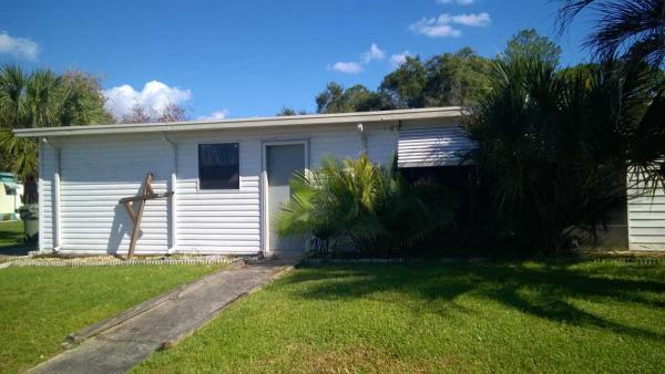 Palm Ridge Mobile Village1764 Timber Ridge CircleLeesburg, FL 34748