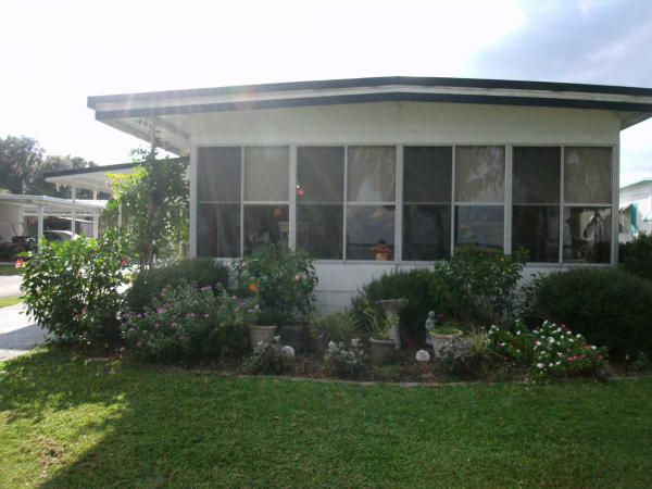 Leesburg Lakeshore Mobile Home Park2711 MAIN STREETLeesburg, FL 34748