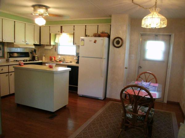 Leesburg Lakeshore Mobile Home Park2711 MAIN STREETLeesburg, FL 34748