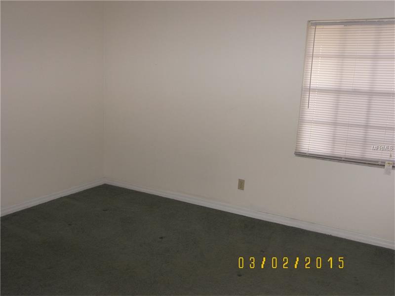 643 W OAK TERRACE DRIVE, Leesburg, FL 34748
