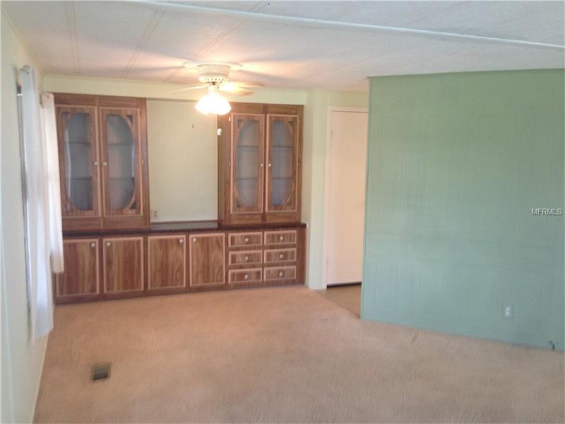 813Coach N Four Dr, Leesburg, FL 34748