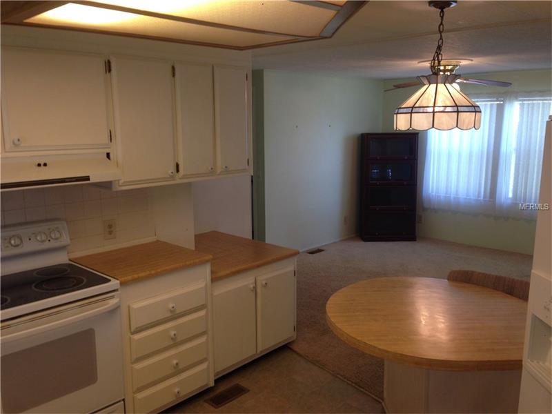 813Coach N Four Dr, Leesburg, FL 34748
