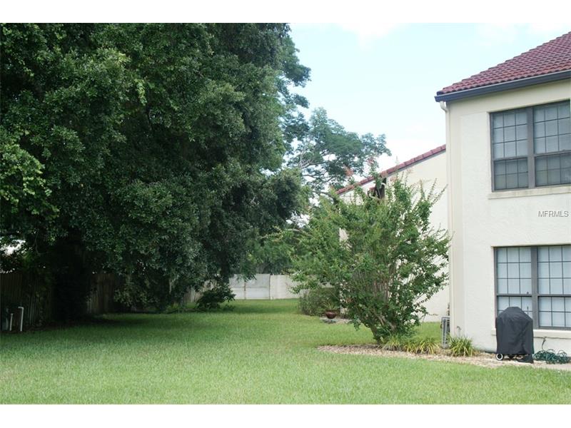 1502 S Pointe Dr, Leesburg, FL 34748