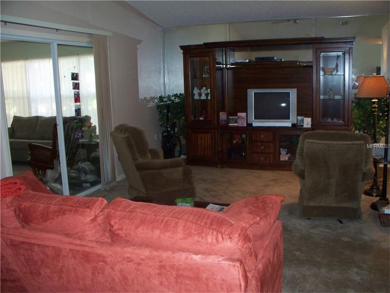 32607Oak Park Dr, Leesburg, FL 34748